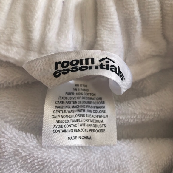 EUC ladies white terry cloth after shower wrap - Picture 3 of 3